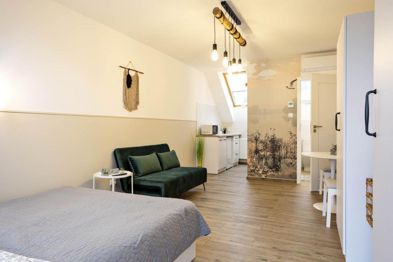 Apartamenty Nad Jeziorem Bialym Augustów Exteriör bild